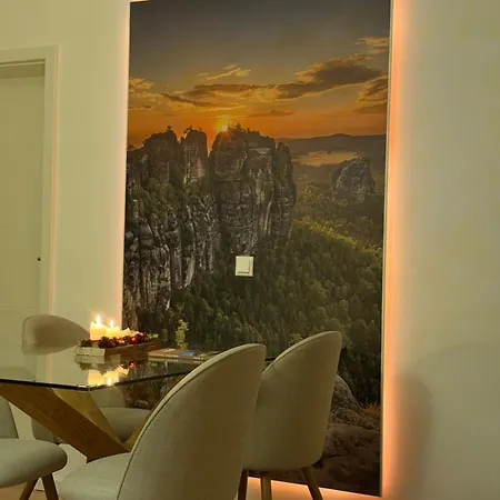 Appartement Kathy - Moderne, Stilvolle Mit Balkon, Sauna Und Kostenlosem Parkplatz Im Schoenen Elbsandsteingebirge *