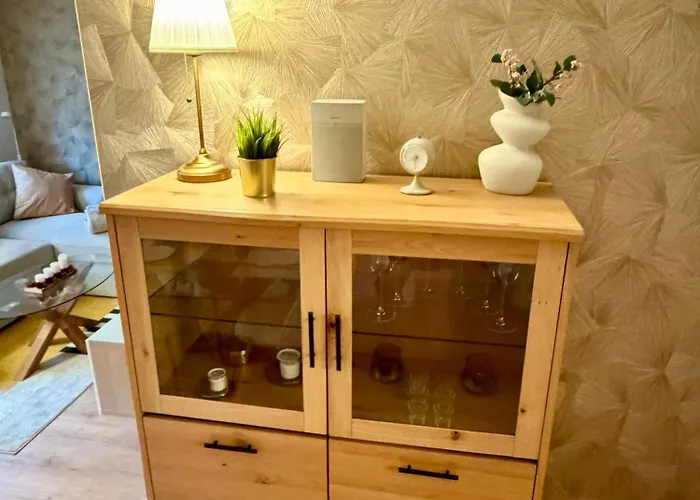 Kathy - Moderne, Stilvolle Mit Balkon, Sauna Und Kostenlosem Parkplatz Im Schoenen Elbsandsteingebirge Bad Schandau