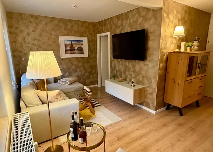 아파트 Kathy - Moderne, Stilvolle Mit Balkon, Sauna Und Kostenlosem Parkplatz Im Schoenen Elbsandsteingebirge