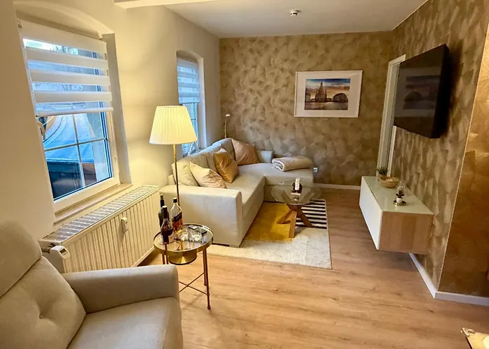 Kathy - Moderne, Stilvolle Mit Balkon, Sauna Und Kostenlosem Parkplatz Im Schoenen Elbsandsteingebirge 아파트 바트샨다우