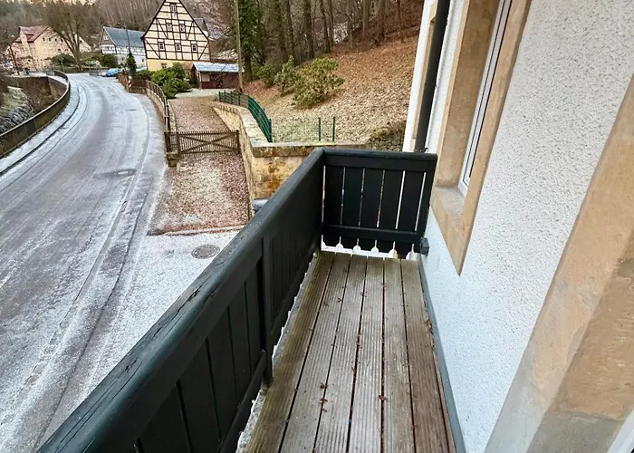 Kathy - Moderne, Stilvolle Mit Balkon, Sauna Und Kostenlosem Parkplatz Im Schoenen Elbsandsteingebirge 아파트 바트샨다우